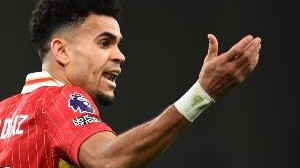 德天空：迪亚斯对利物浦明确表示，如果有合适报价希望离队